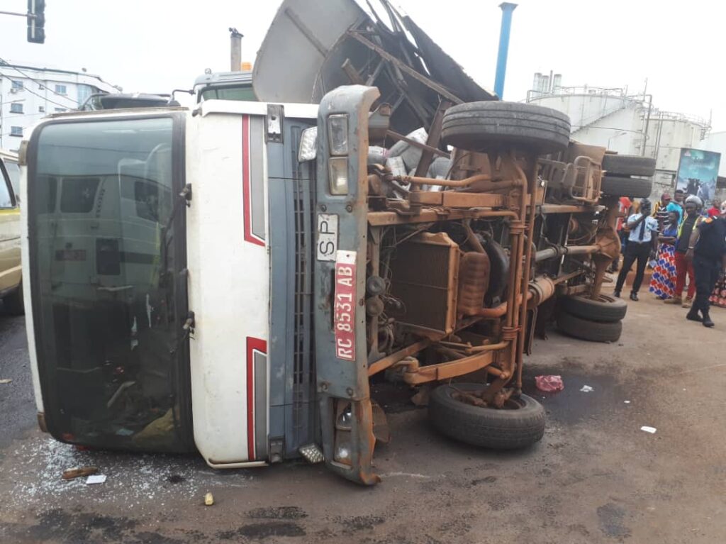 Matoto : Un accident de circulation fait des dégâts matériels importants