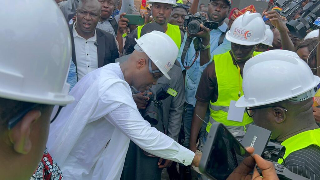 Pose de la 1ère pierre du centre d’insertion professionnelle des jeunes à Matoto : Le Maire rend hommage au président Colonel Mamadi Doumbouya ( Discours)