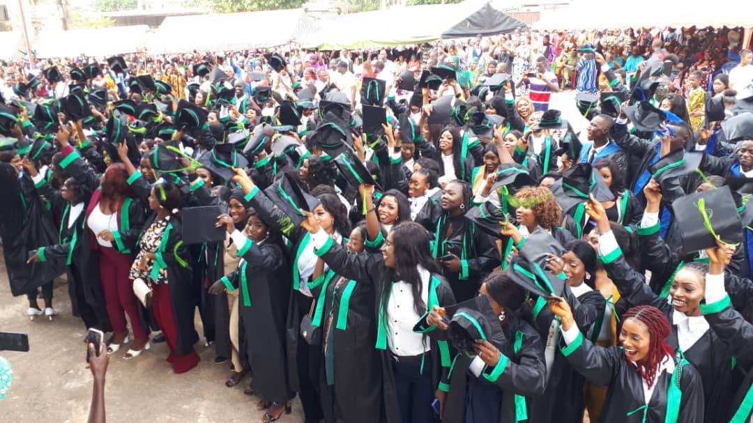 UNIVERSITÉ NELSON MANDELA DE GUINÉE : LA 16ÈME PROMOTION BAPTISÉE MAMADOUBA TOS CAMARA 