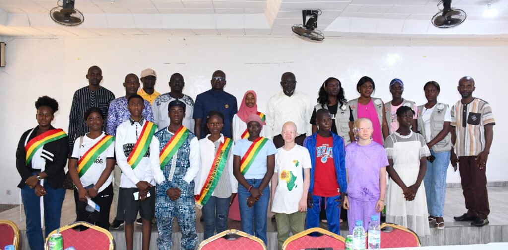 MOIS DE l’ENFANT : LE PARLEMENT DES ENFANTS DE GUINÉE ÉCHANGE AVEC LES AUTORITÉS COMMUNALES DE MATOTO SUR LES ENJEUX DE LA PETITE ENFANCE 