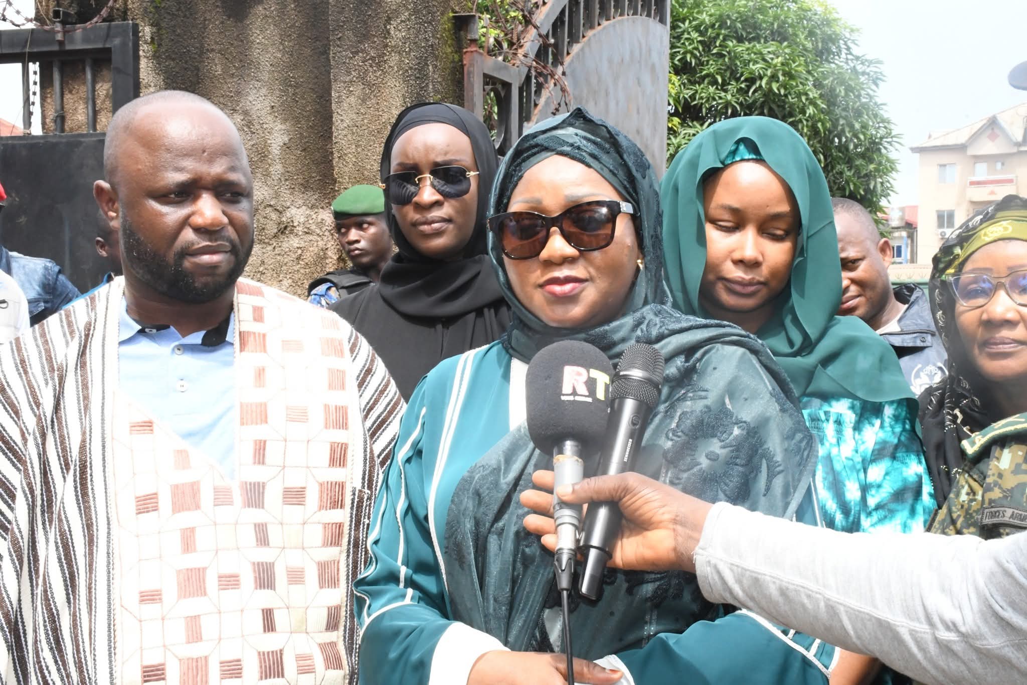 INONDATIONS MEURTRIÈRES À MATOTO : UNE DÉLÉGATION GOUVERNEMENTALE PRÉSENTE LES CONDOLÉANCES AUX FAMILLES ENDEUILLÉES