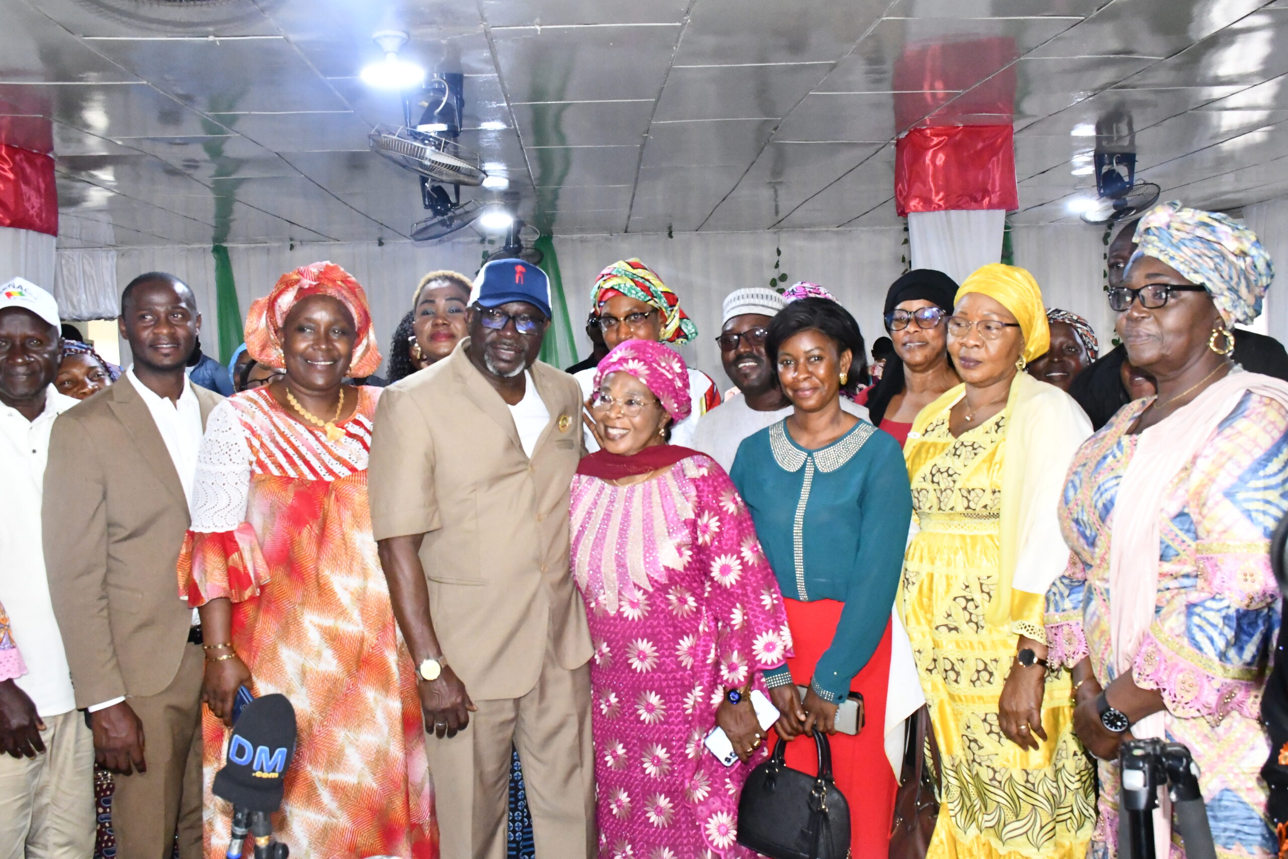 Campagne référendaire à Matoto: la Synergie Nationale pour les Elections Apaisées lance ses activités de sensibilisation des citoyens