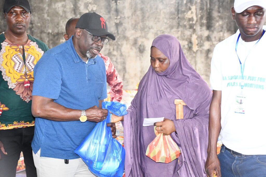 MATOTO : LE PRÉSIDENT DE LA DÉLÉGATION SPÉCIALE PARTICIPE À LA REMISE DE DONS AUX VICTIMES D’INONDATIONS