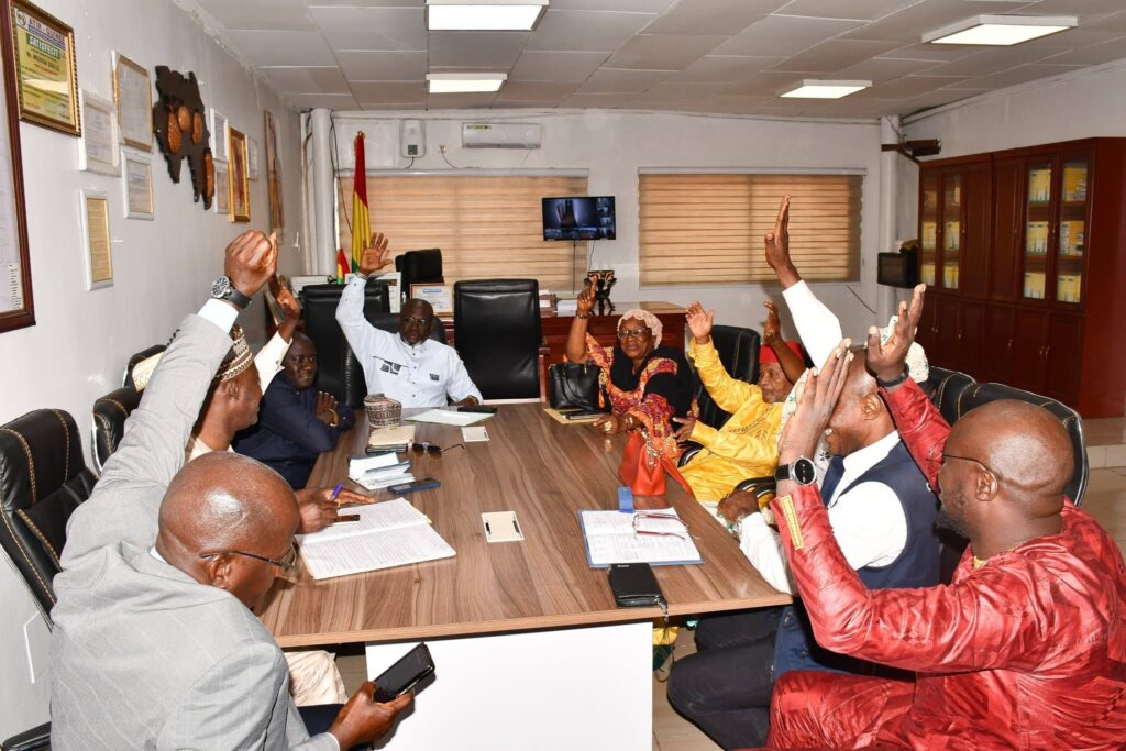 MATOTO : LE CONSEIL COMMUNAL EN SESSION EXTRAORDINAIRE POUR LA RÉORGANISATION ET LA MODERNISATION DES MARCHÉS