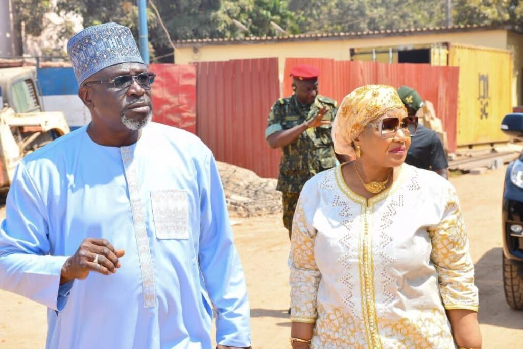 MATOTO : LA GOUVERNEURE EN VISITE SUR LES CHANTIERS DES MARCHÉS D’ENCO5 ET DE L’EX-CINÉMA MIMO