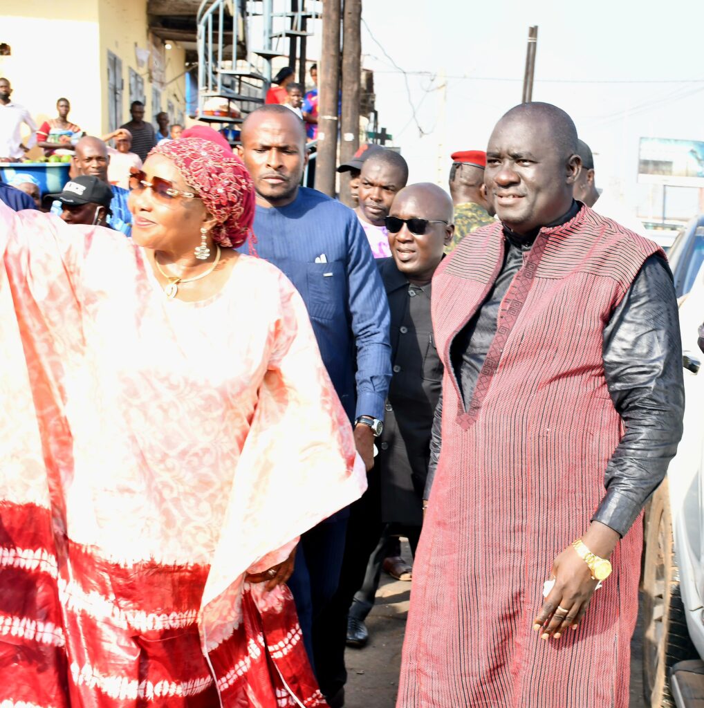 Matoto : la Gouverneure de Conakry en immersion dans les marchés de Matoto Centre et Matoto Park