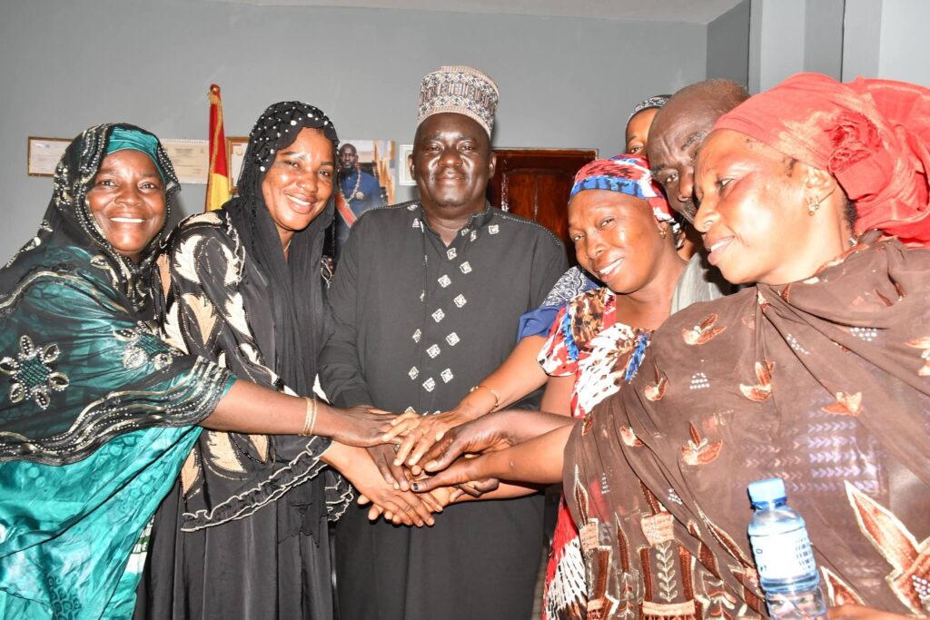 MATOTO : LES FEMMES DU MARCHÉ ENCO5 RÉCONCILIÉES