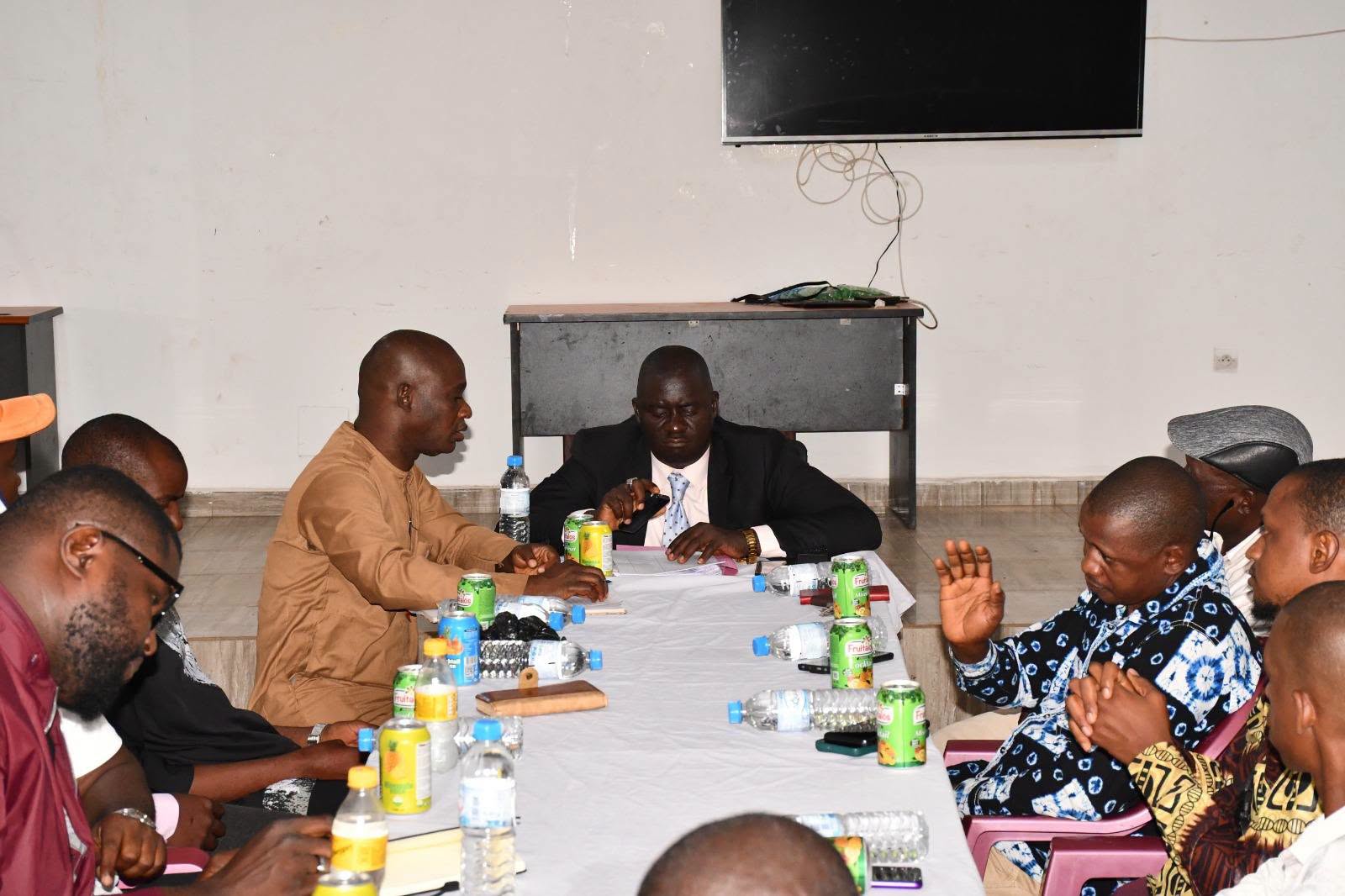 ASSAINISSEMENT À MATOTO : LES AUTORITÉS COMMUNALES ENGAGENT UNE RÉORGANISATION DE LA COLLECTE DES ORDURES