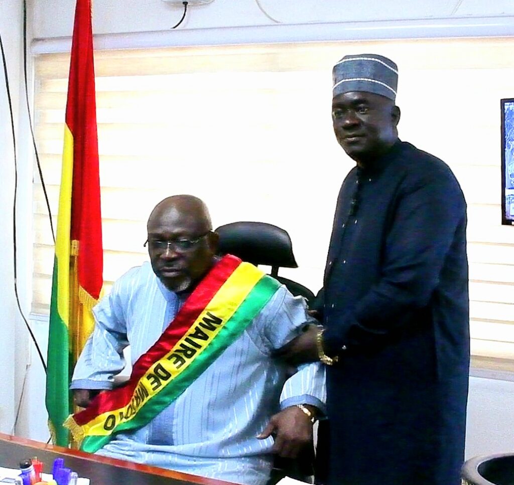 MATOTO : LE MAIRE MOUSSA DIALLO OFFICIELLEMENT INVESTI DANS SES FONCTIONS