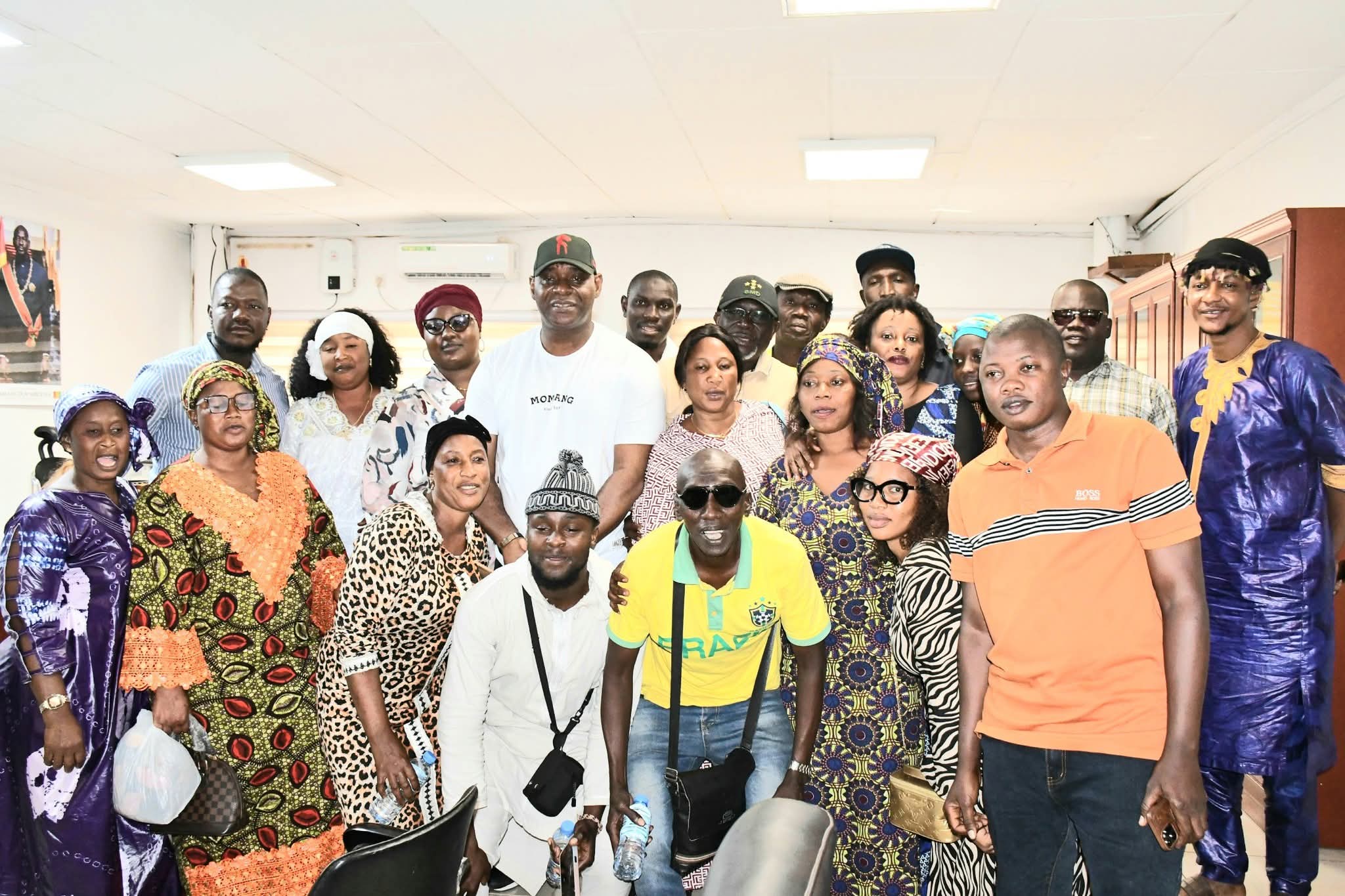 MATOTO : LA COORDINATION NATIONALE DES COMÉDIENS DE GUINÉE REÇUE PAR LE MAIRE 